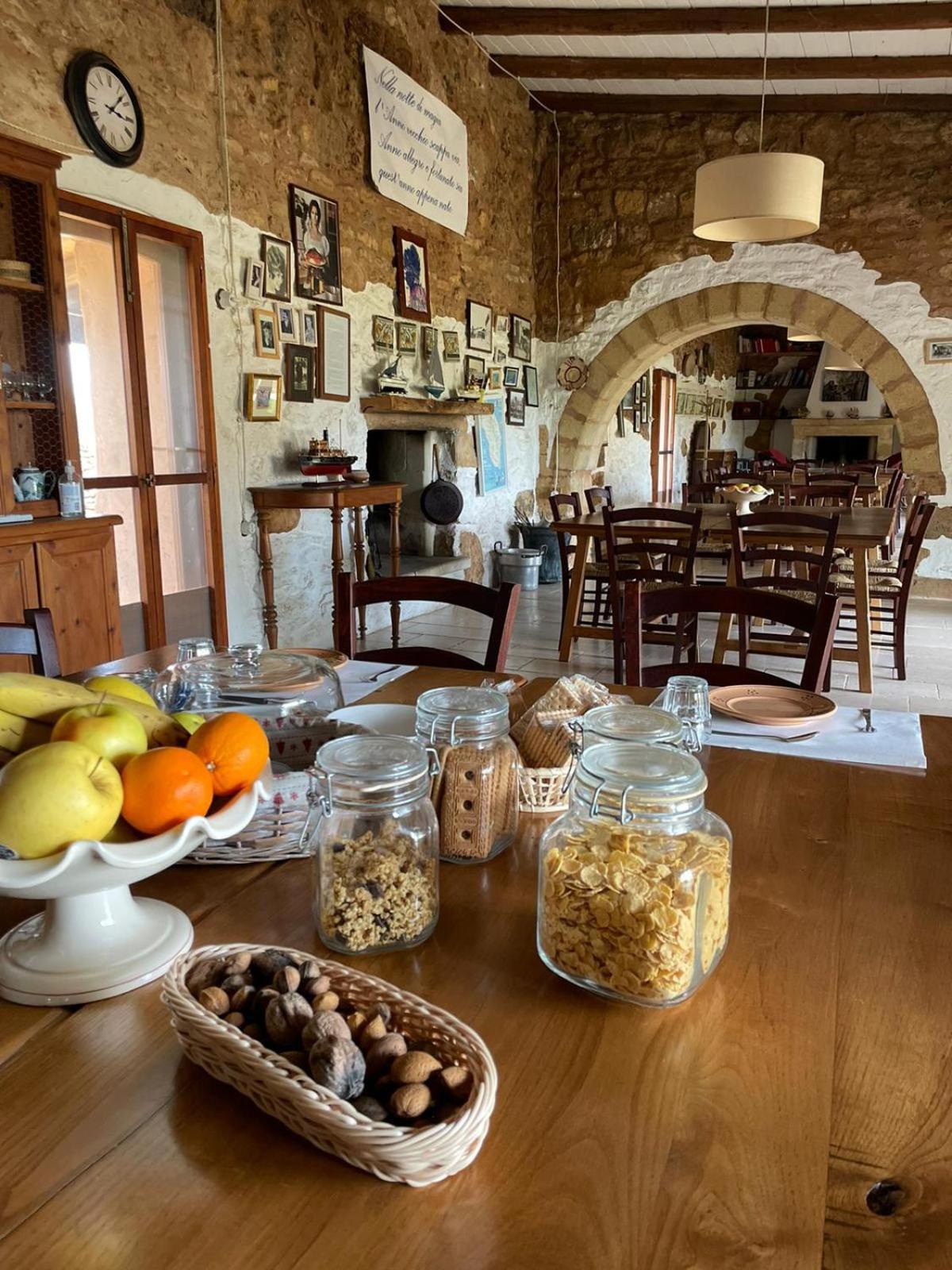 Masseria Sotto Le Stelle Provenzani 카살라바테 외부 사진
